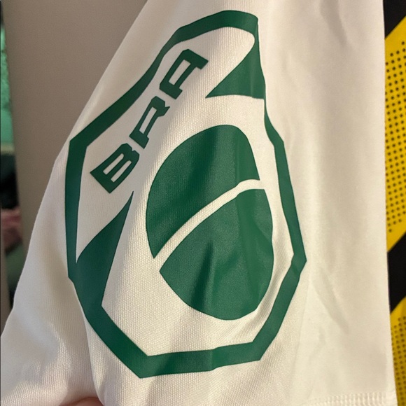 Men’s Reebok UFC Shirt - Picture 3 of 9